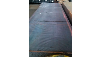 Лист стальной рифленый ромб 4 мм С245 фото лист стальной рифленый ромб 4 мм С245 купить в Тюмени