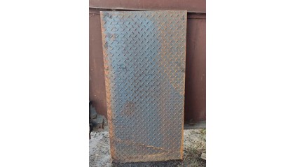 лист стальной рифленый чечевица 6 мм Ст3пс купить в Тюмени