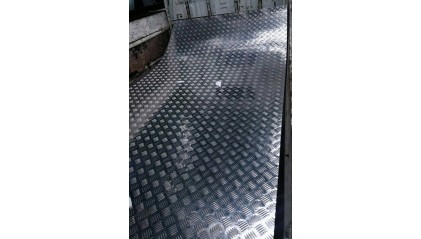 лист нержавеющий рифленый квинтет 1 мм AISI 310 купить в Тюмени