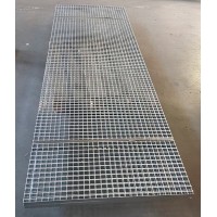 Решетчатый прессованный настил P 33x33 / 20x3 мм Ст3 СТО 23083253-003-2008