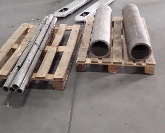 Труба нержавеющая бесшовная г/д 12x1 мм AISI 316L DIN 11850 фото